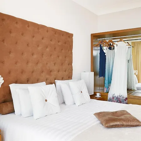 אתר נופש Grecotel Luxme Dama Dama Kallithéa